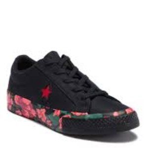 Converse One Star Floral Sneaker